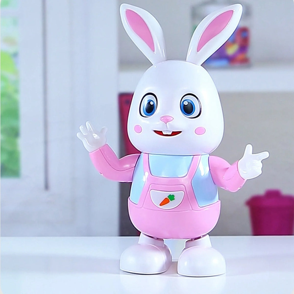 Velikonoční hit pro vaše vnoučata – roztomilý zpívající a tančící králíček! 🐰💃